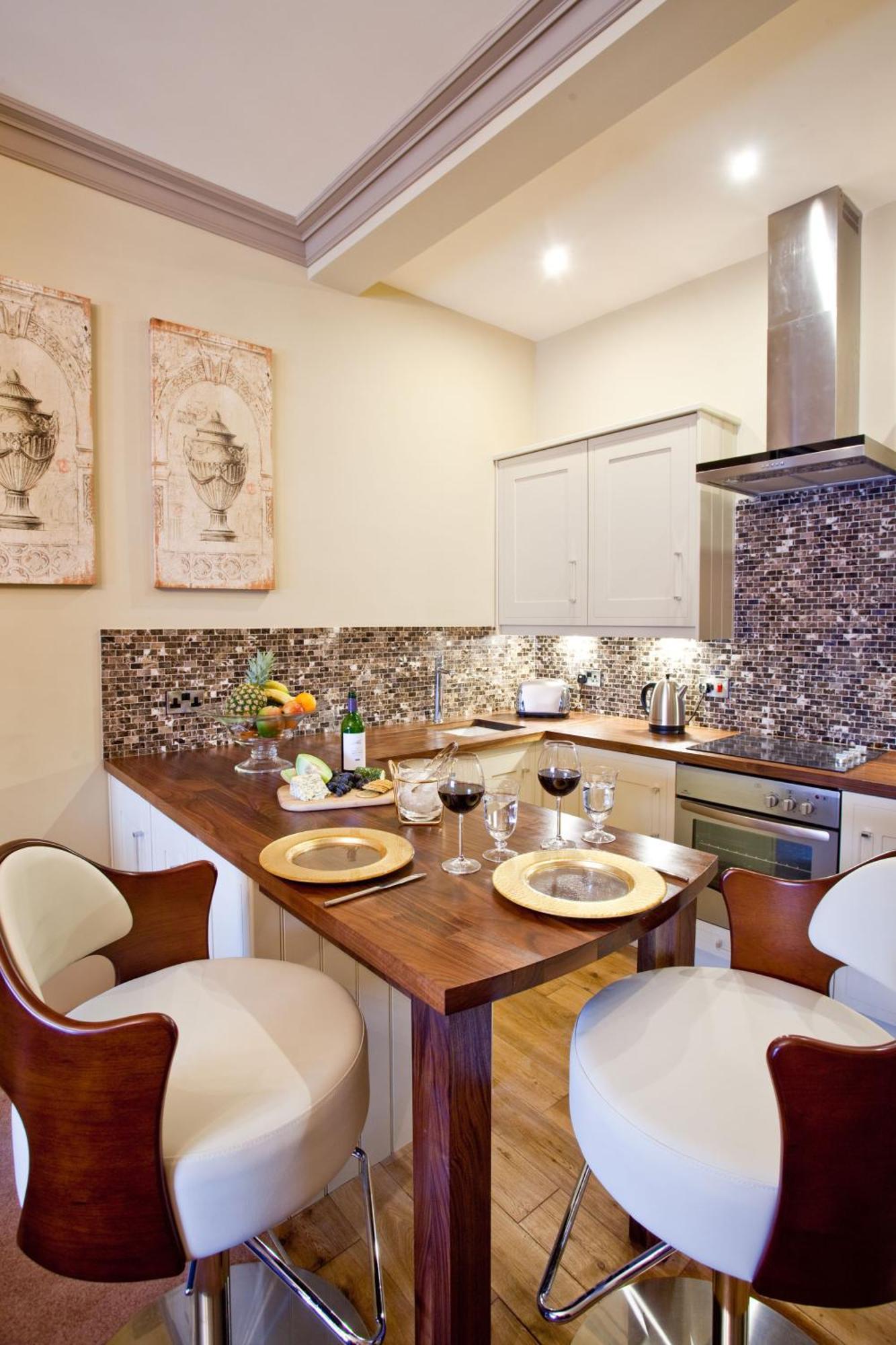Portland Apartments Челтнъм Екстериор снимка