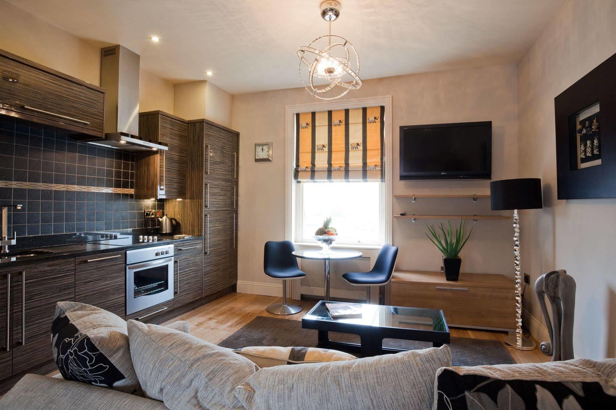Portland Apartments Челтнъм Екстериор снимка